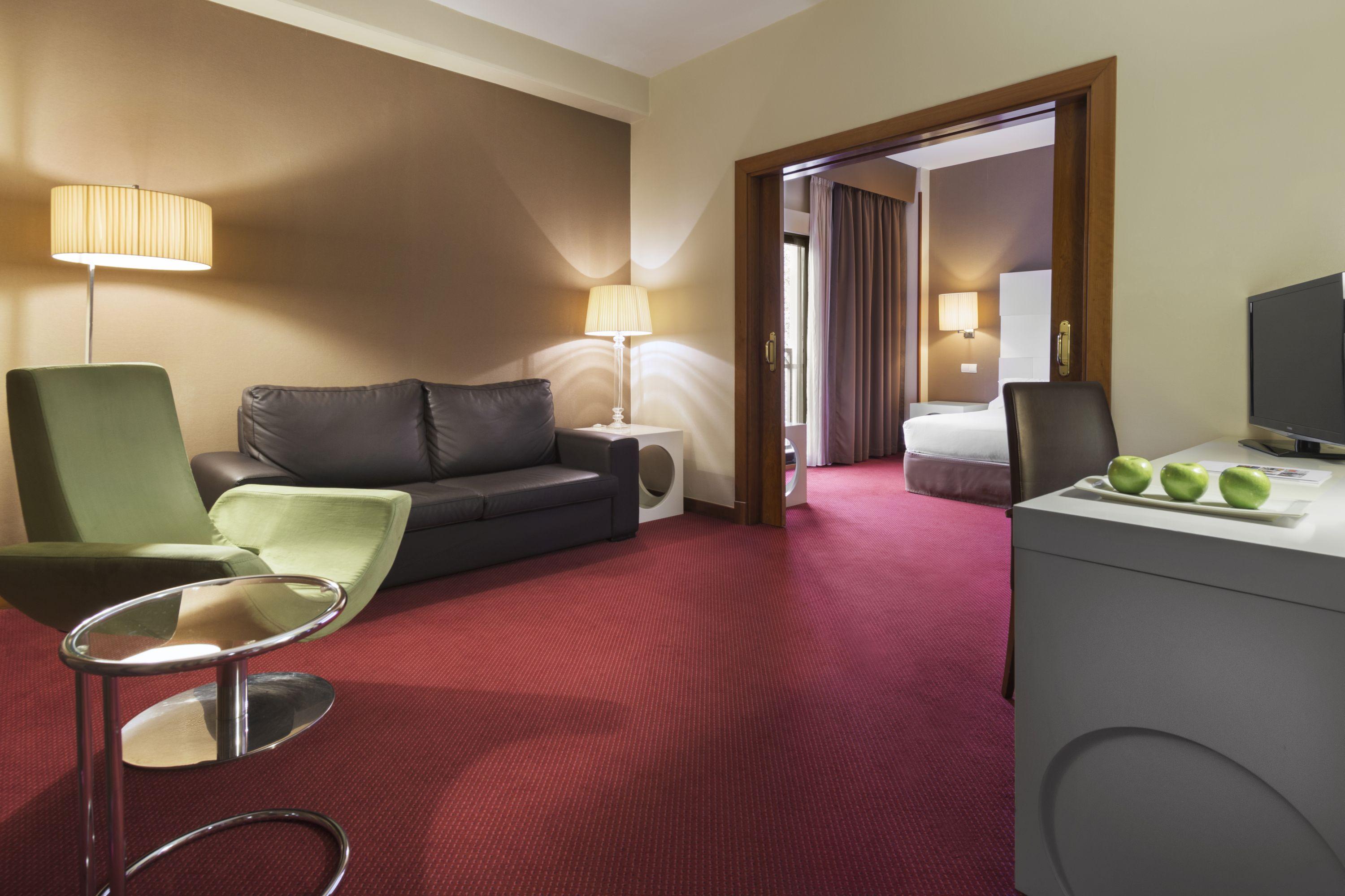 Hotel Elba Madrid Alcalá Esterno foto