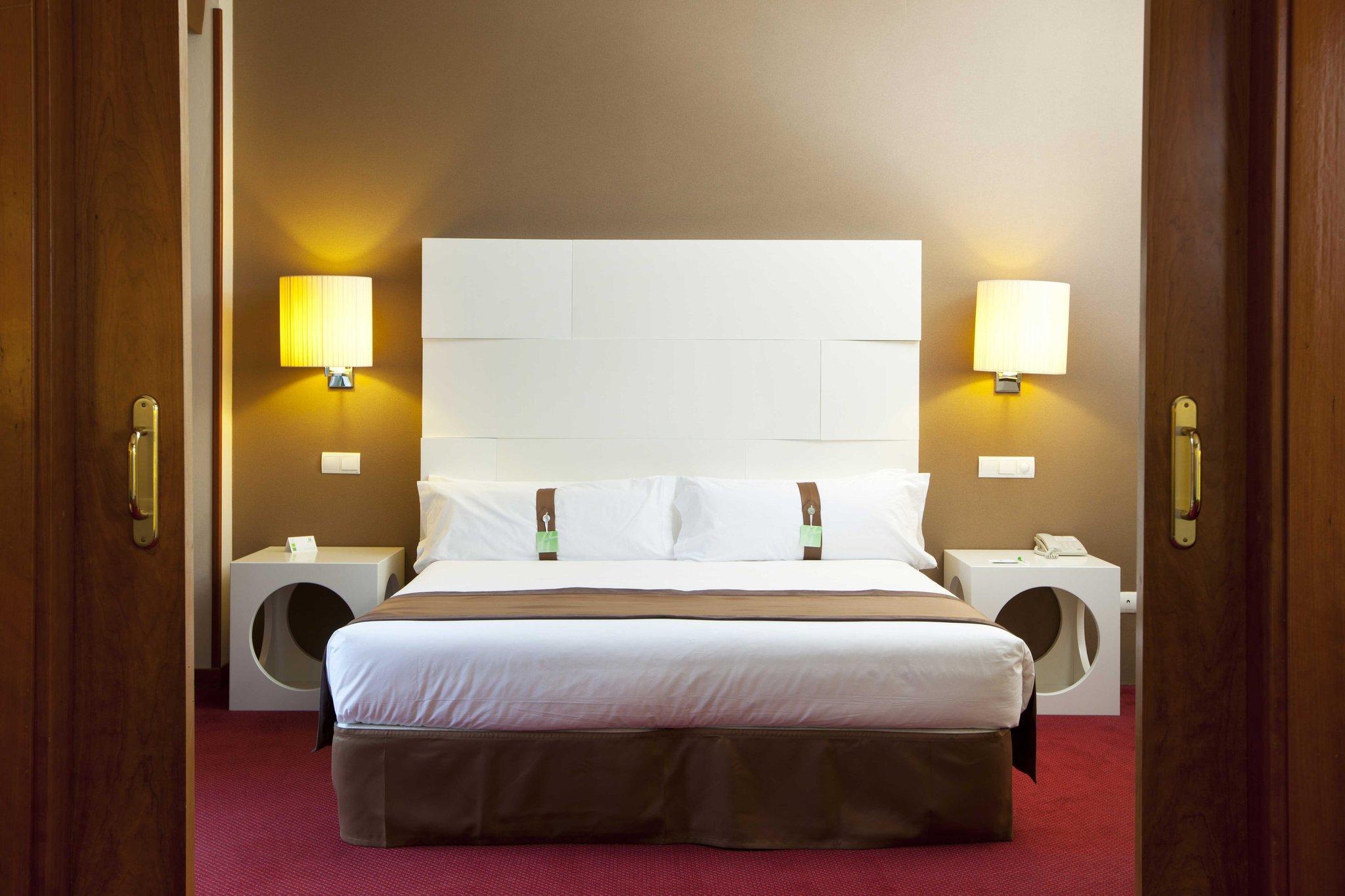 Hotel Elba Madrid Alcalá Esterno foto