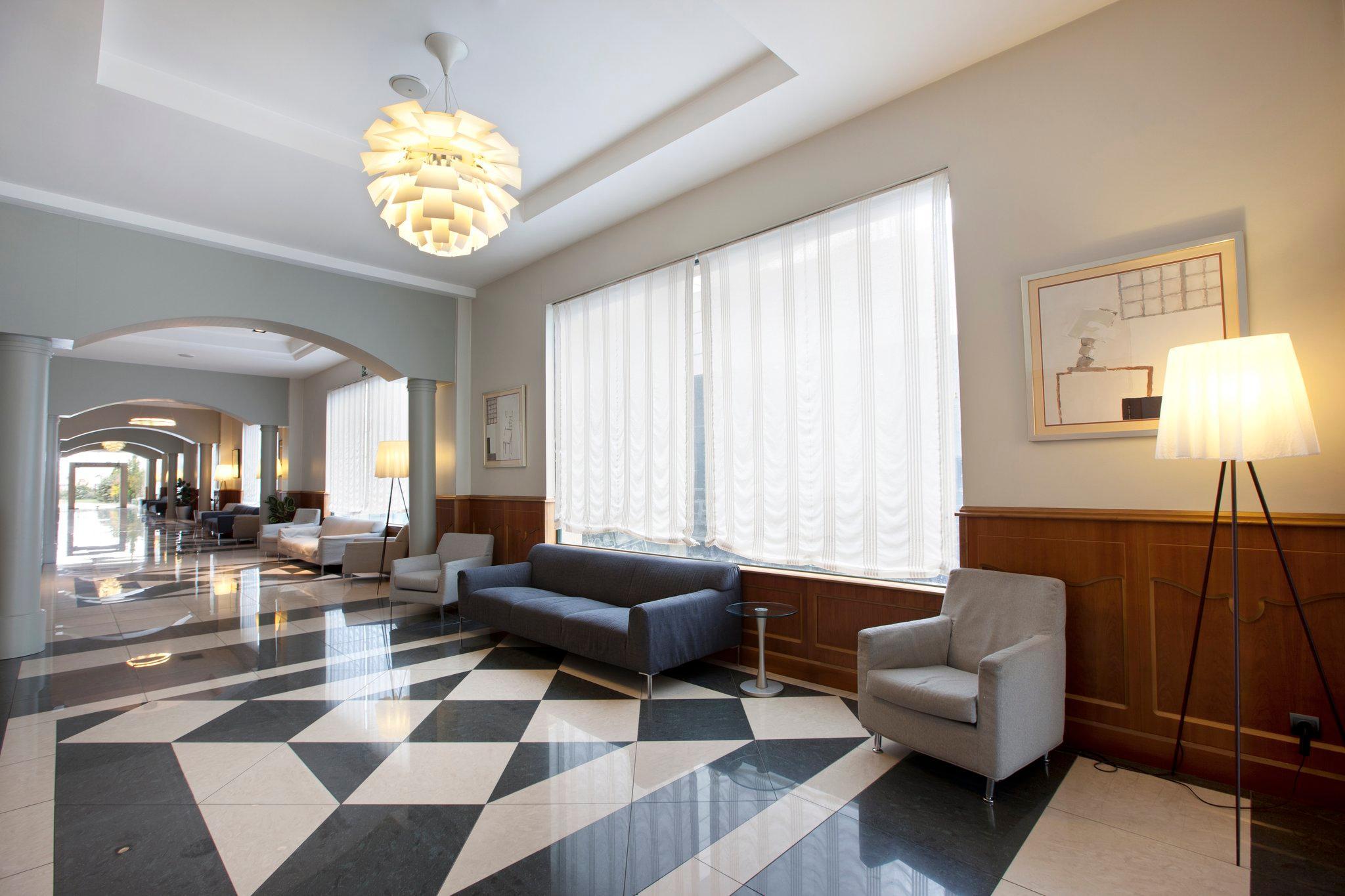 Hotel Elba Madrid Alcalá Esterno foto